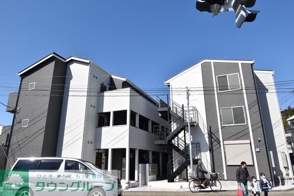 アザーレ・キュリオス柿生の物件外観写真